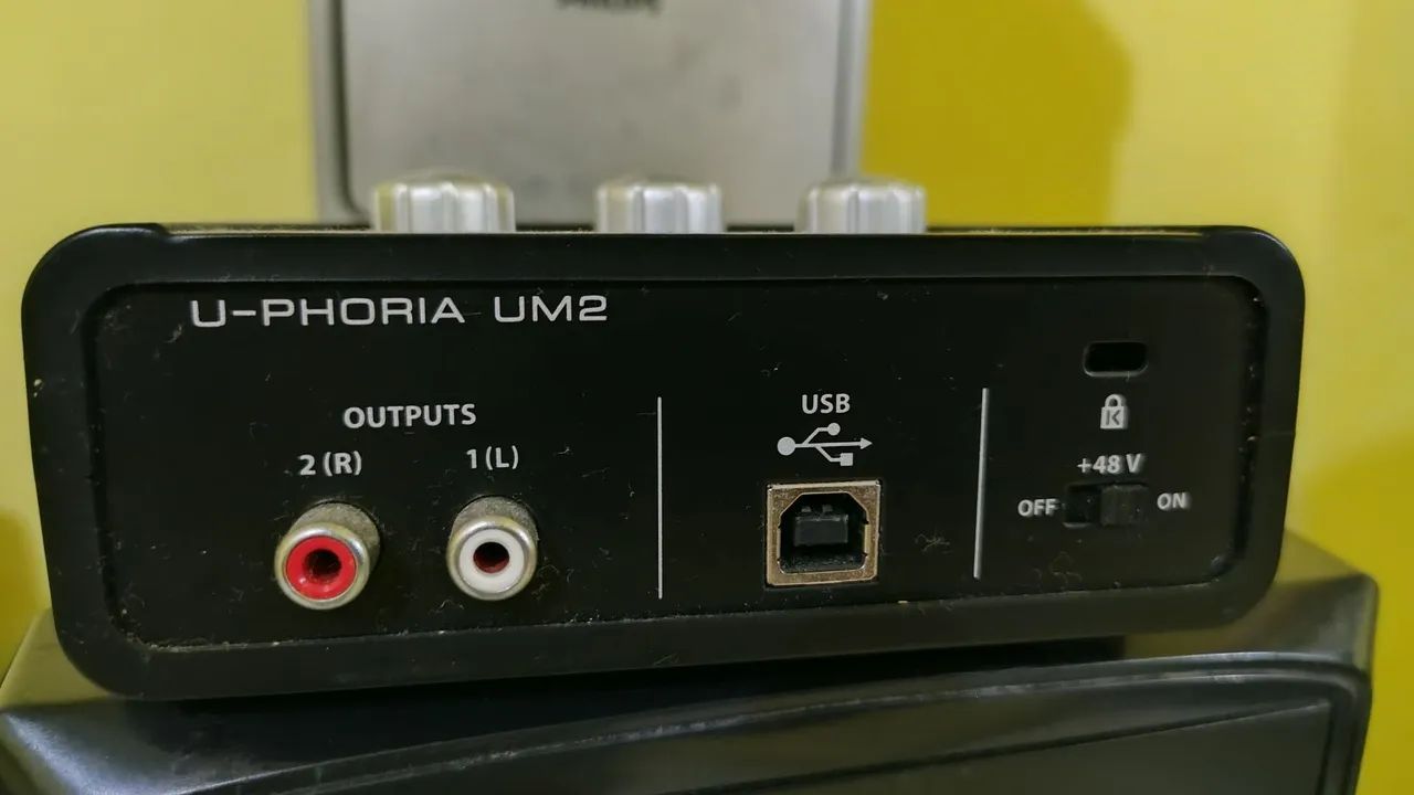 Interface Behringer UM2  - Foto 3