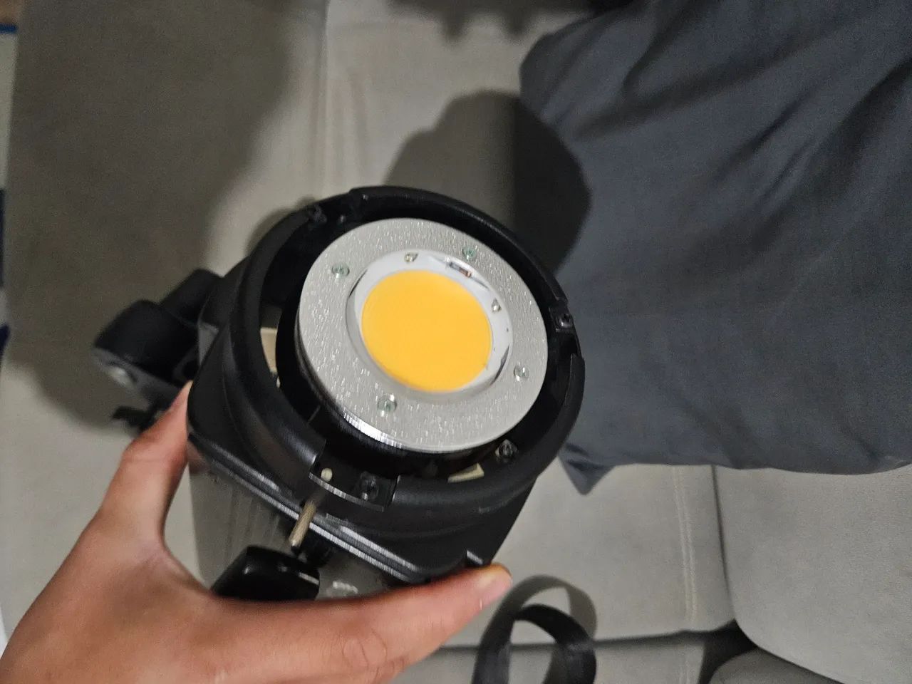 Led cob bowens Godox Sl200 mais sombrinha - Foto 3