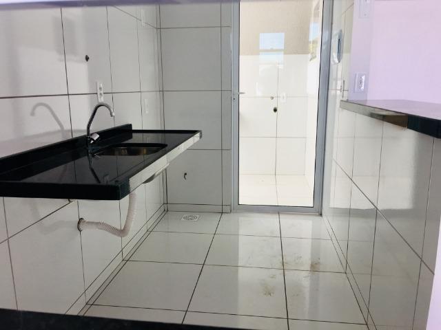 Linda casa com documentação grátis 3 quartos e 2 banheiros - Foto 8