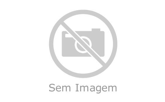 Uma casa e terreno urbano, um galpão e um depósito no centro de barras/pi - 260.000,00