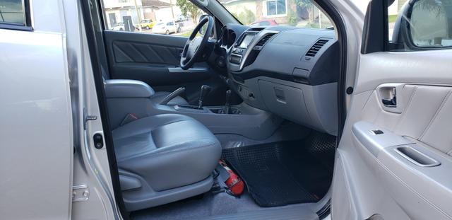 Hilux srv diesel 4x4 automática impecável - Foto 18
