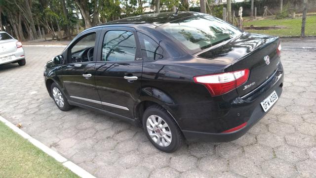 Grand Siena Attractive 1.4 2013 completo - Foto 11