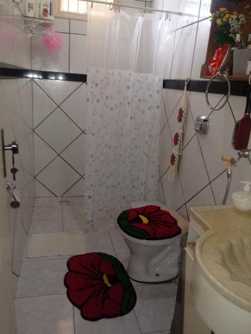 Vendo uma casa com 2 lotes 480metros quadro - Foto 3