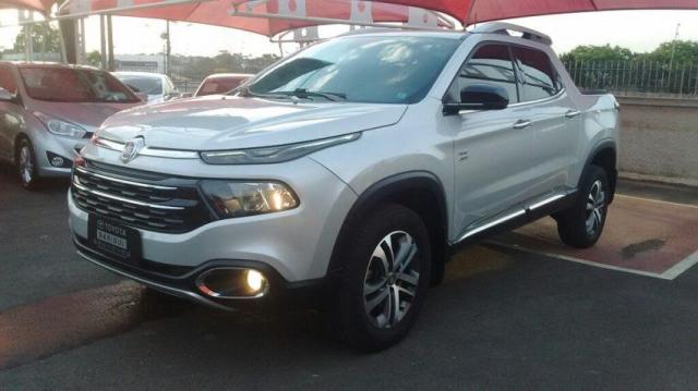 FIAT TORO VOLCANO 4X4 2.0 16V AT9 Prata 2017/2018 - Foto 2