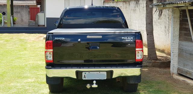 TOYOTA HILUX CD SRV D4-D 4X4 3.0 TDI Diesel Aut - Foto 4