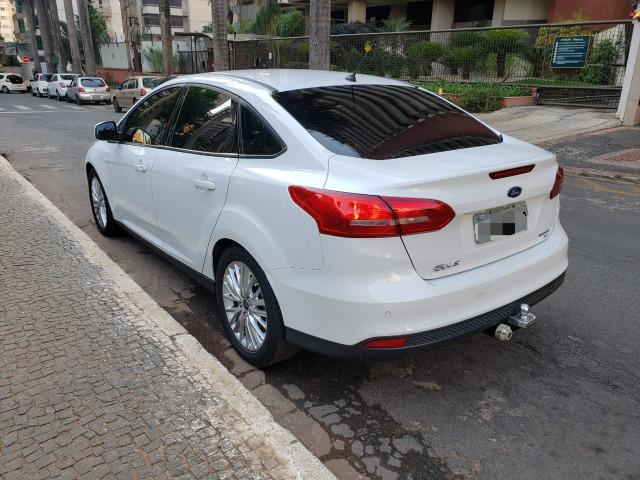 Focus Sedã Fastback SE Plus AT 2016 - Foto 5
