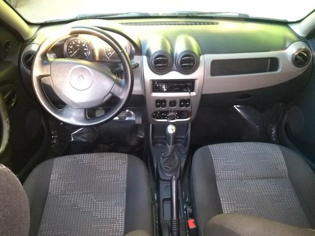 Sandero - Foto 7