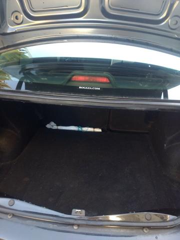 Logan Dynamique 1.6 8V 2014 - Foto 4