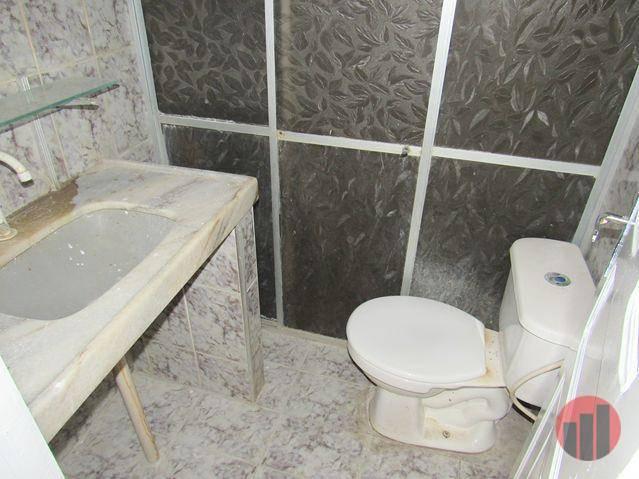Casa com 3 dormitórios para alugar, 100 m² por R$ 900,00/mês - Mondubim - Fortaleza/CE - Foto 17