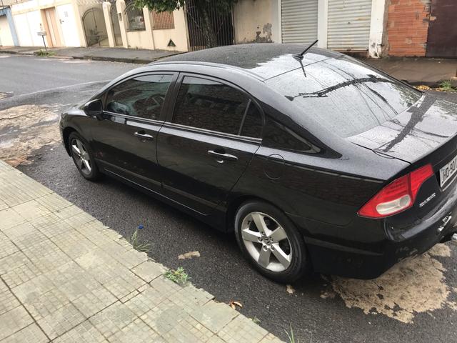 Vendo ou troco civic Lxs flex 07/08 completo