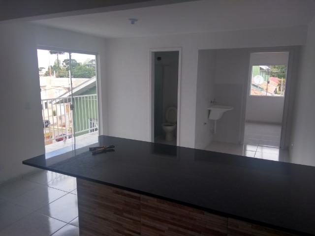 Aluga se apartamento kitnet na região do pinheirinho próximo ao terminal - Foto 9