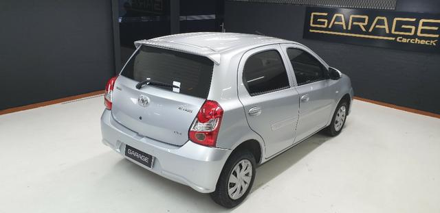 Toyota Etios HB X 2017/2018 - Foto 9
