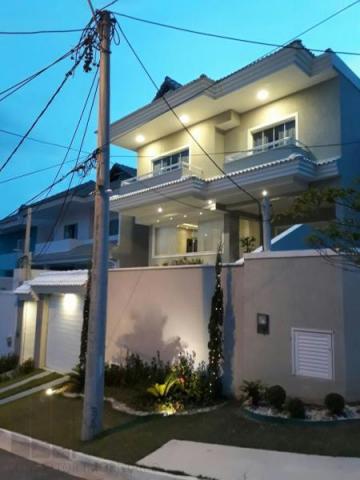 Casa para Venda em Rio de Janeiro, Pechincha, 4 dormitórios, 4 suítes, 5 banheiros, 2 vaga