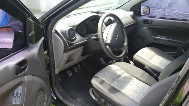 Troco ou Vendo Ford Fiesta 1.0 2010 - Foto 4