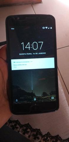 Vendo celular MOTO E4 Funcionando perfeitamente - Foto 2