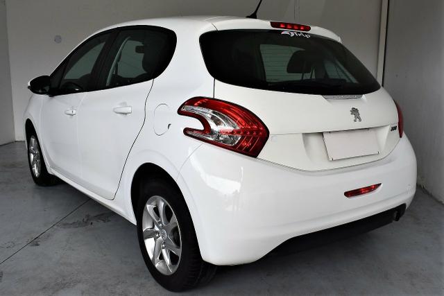 Peugeot 208 Griffe automático impecável - Foto 7