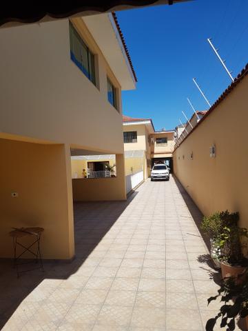 Troco casa com piscina - Foto 5