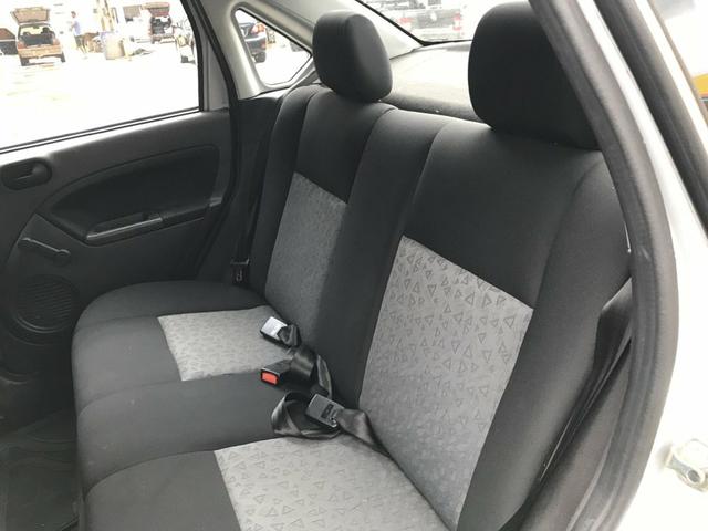 Fiesta Sedan 1.6 2011, divido no cartão, leia o anúncio com atenção - Foto 8