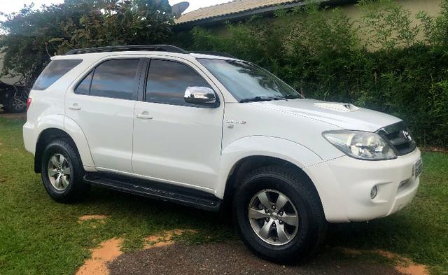 Hilux SW4 automatica - 2007
