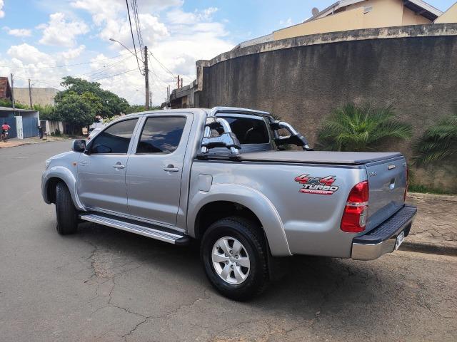 Hilux 3.0 TDI 4x4 Completa Top - Foto 3