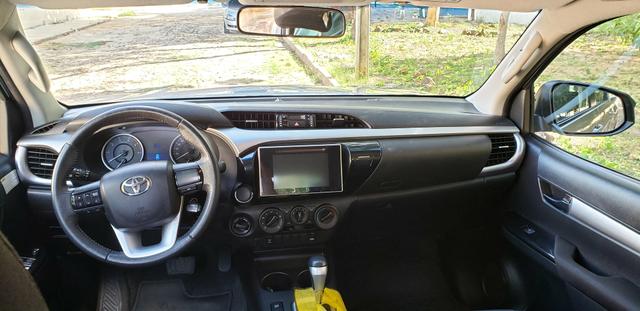 Hilux 17/17 SR vendo ou troco - Foto 5