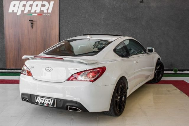 Hyundai Genesis Coupe 2010 2.0 Turbo - Foto 6