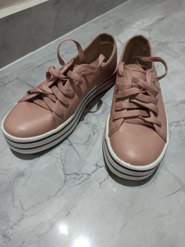 tenis flatform rosa beira rio