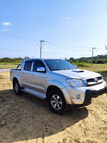 VENDO HILUX