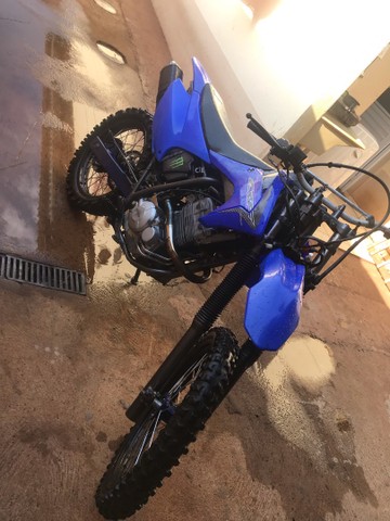 VENDO MOTO DE TRILHA