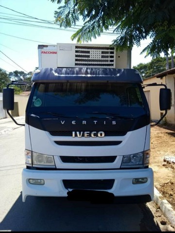 IVECO VERTIS 90V18 BÁU REFRIGERADO