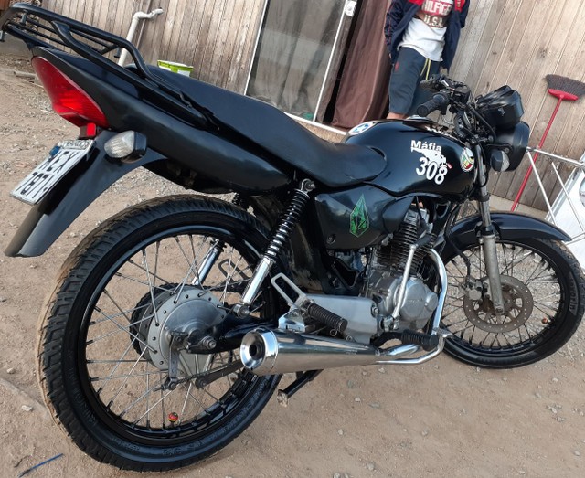CG 125 2005