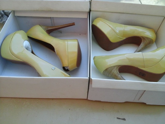 Sapatos de salto (2) - Foto 3