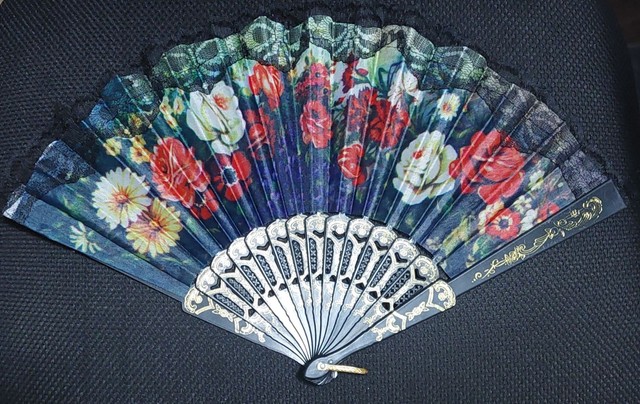 Leque Tecido Floral Com Renda - Foto 2