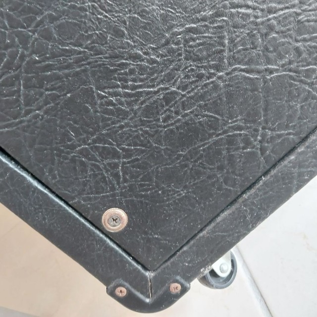 Gabinete com Falantes Celestion e Marshall - Foto 2