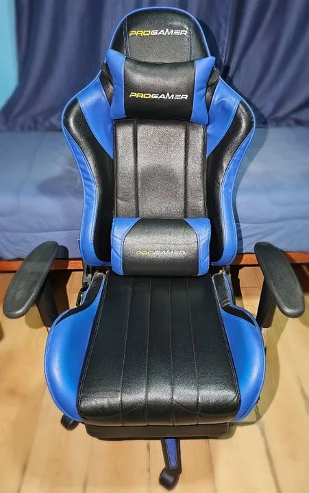 Cadeira Gamer Rivatti Reclinável com Apoio para Pés e Almofadas Couro Preto/Azul - Foto 3