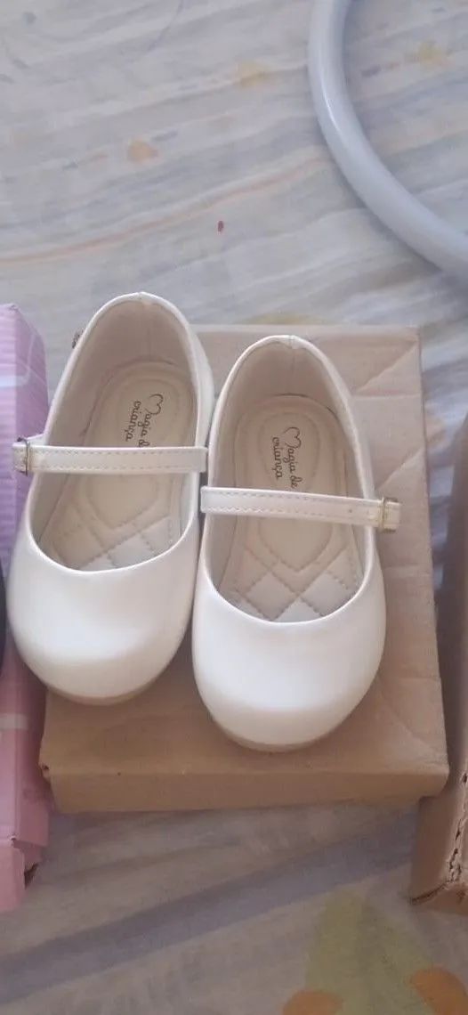 Sapatinhos de menina - Tamanho 29, 22 e 25  - B2a Kids - Foto 2