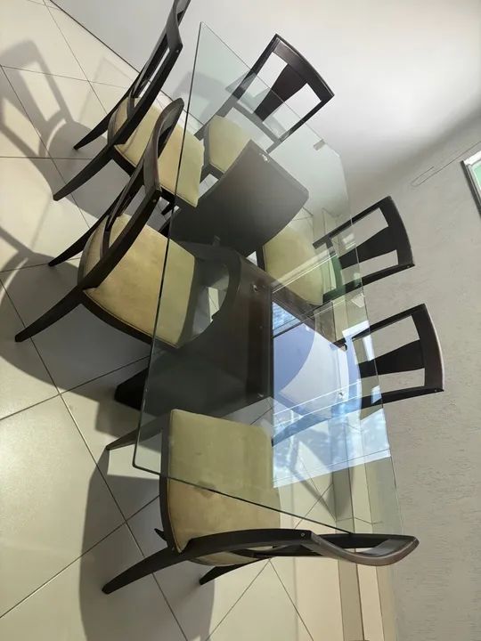 Mesa de Jantar com tampo de Vidro + 6 Cadeiras - Foto 2