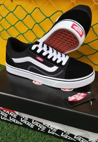 tenis vans preto clasicc