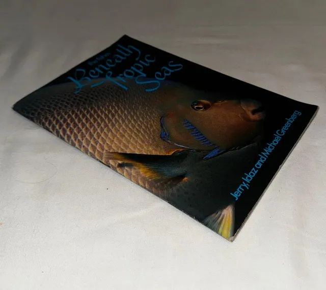 Livro: Beneath Tropic Seas - Jerry Idaz E Michael Greenberg - Foto 2