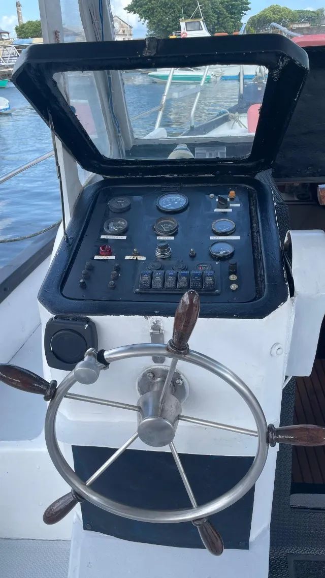 Embarcação - Esporte e Recreio, Motor - MWM de 3 cilindros, 229 - Foto 14