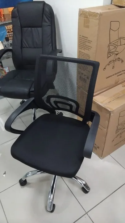 Cadeira de escritório diretor giratoria