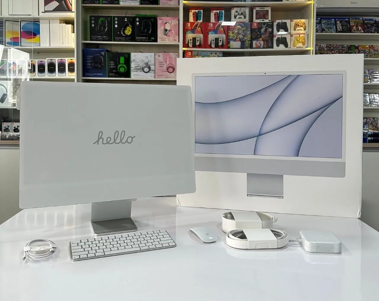 Apple iMac 24 - M1 . 8GB. 256 SSD - Computadores e Desktops