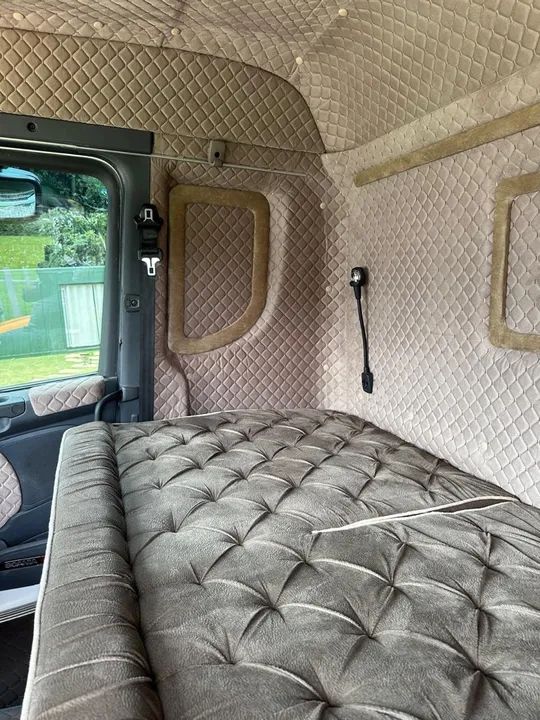 Scania R440 6x2 automático  - Foto 5