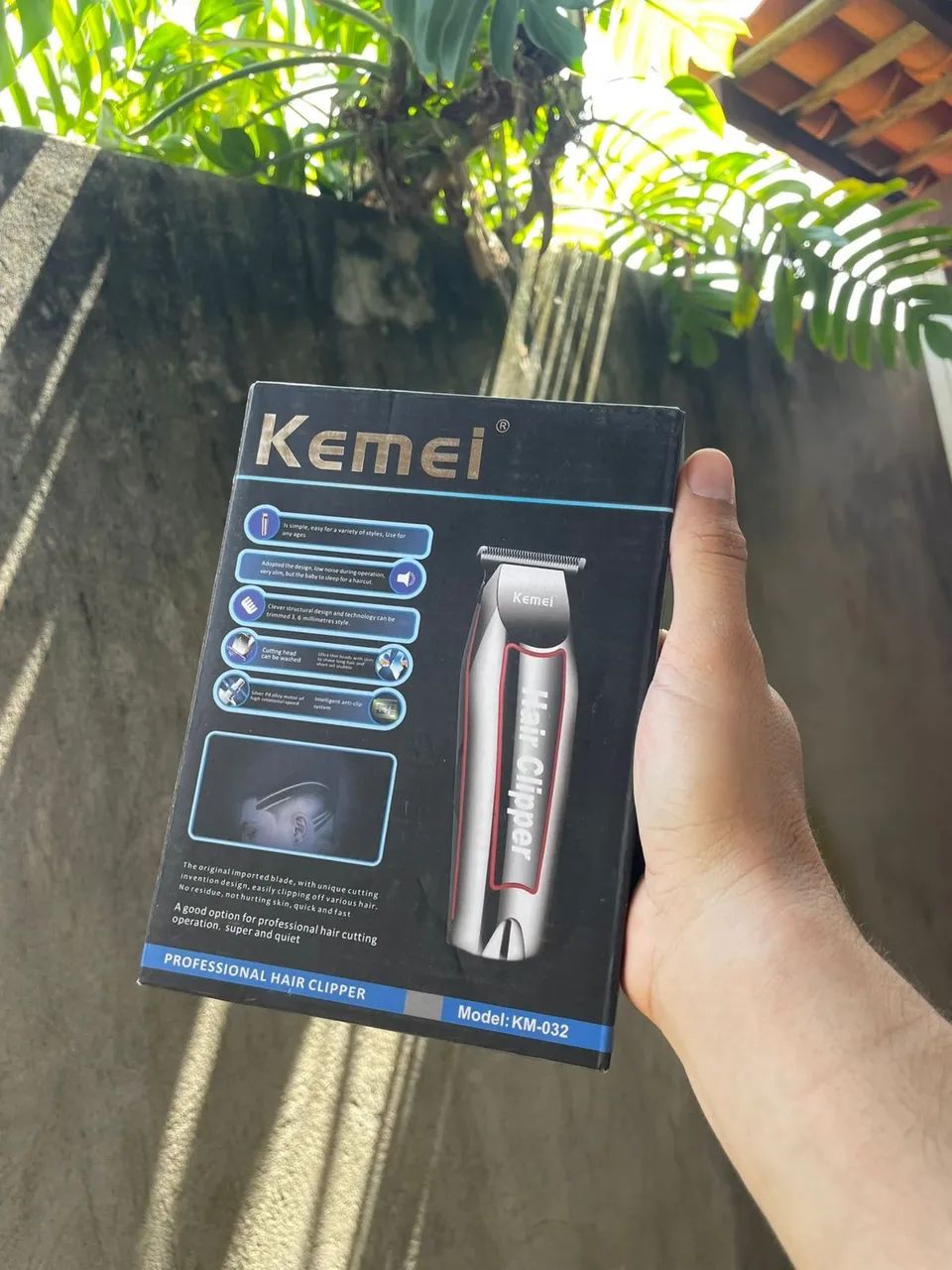 Kemei Máquina de barba e acabamento 