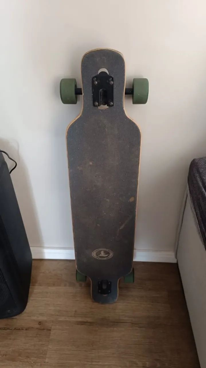 Longboard Traxart Drop-Through Simétrico Wildstyle 