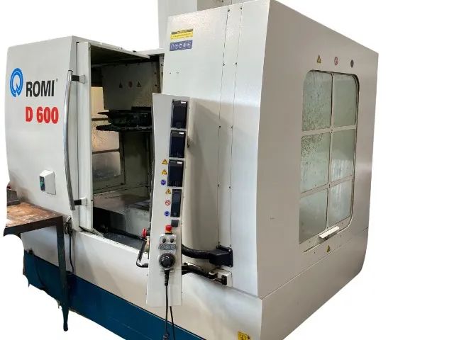 Centro De Usinagem  Marca Romi  Modelo D 600 - Fanuc 2013 - Foto 6