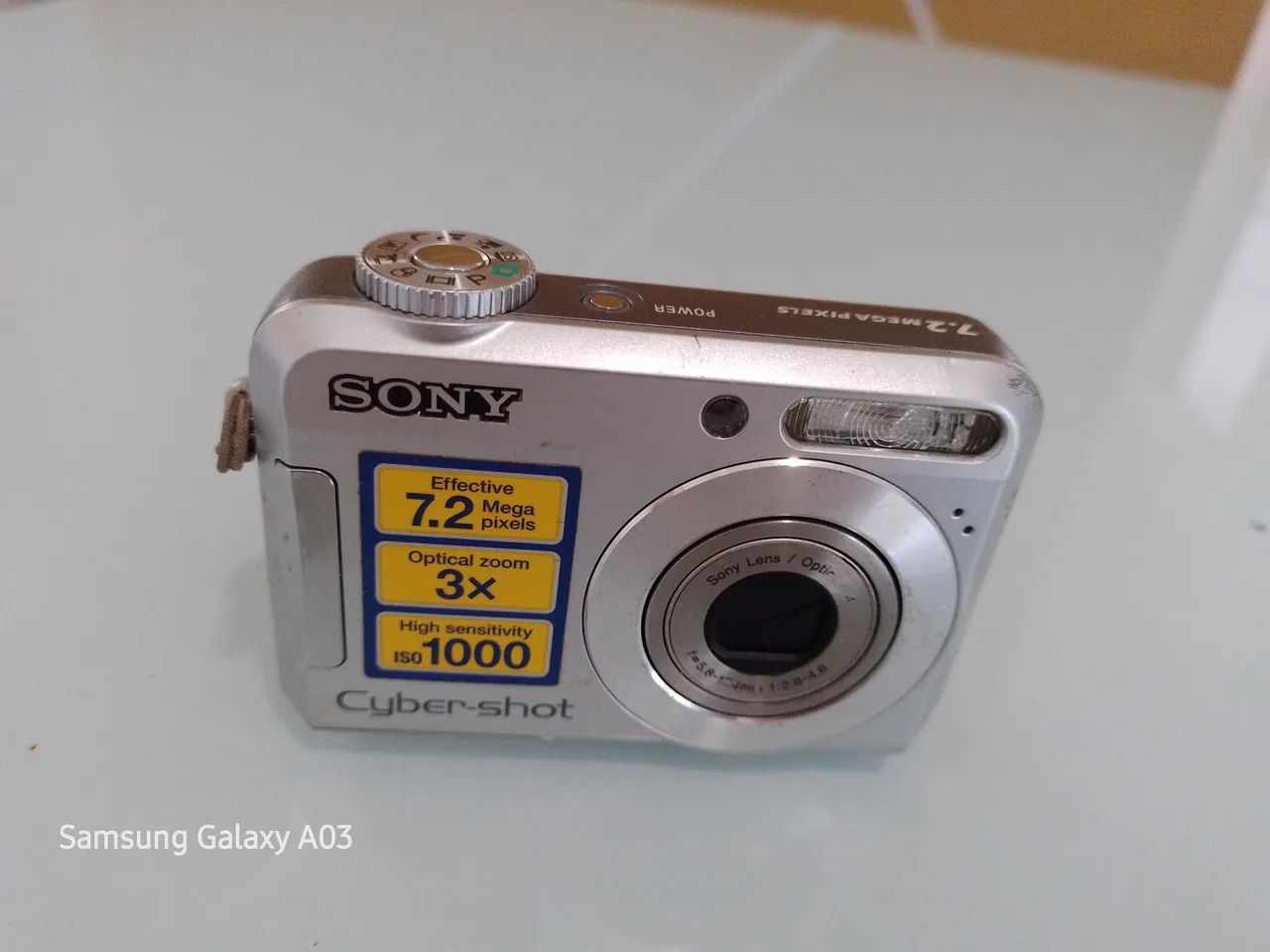 Câmera Digital Sony Cyber-shot 7.2MP [não está ligando].
