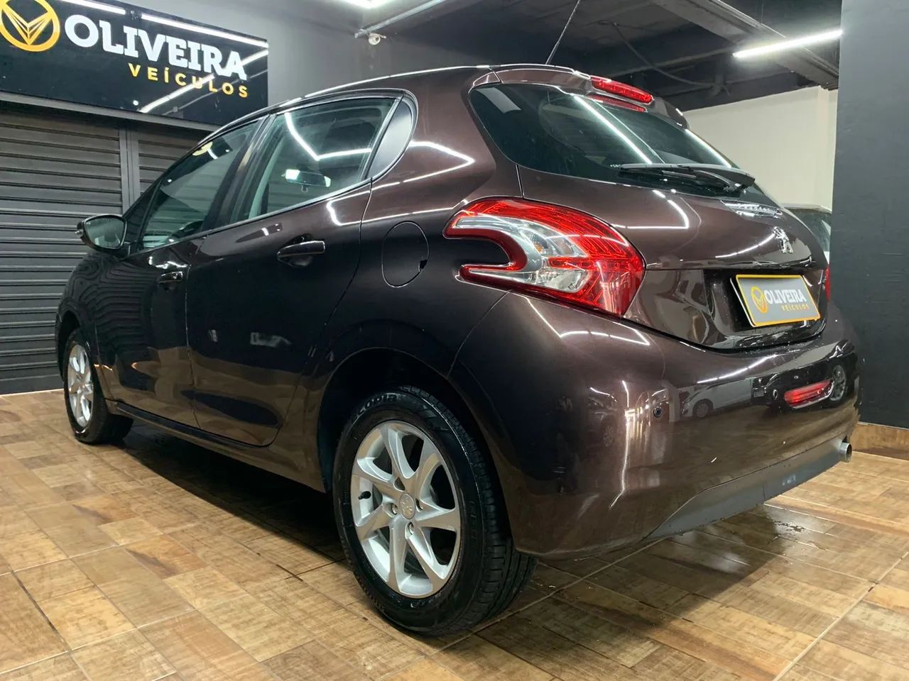 Peugeot 208 Active/active Pack 1.5 Flex 8V 5P 2016 - Foto 2