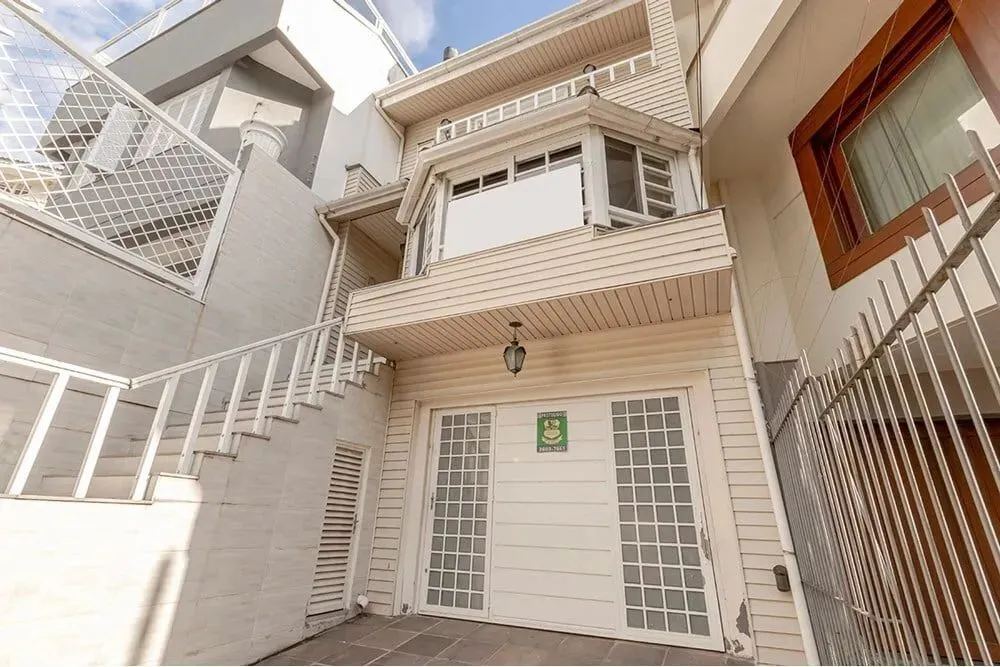 Casa de 349.0m² no bairro Chácara das Pedras, com
