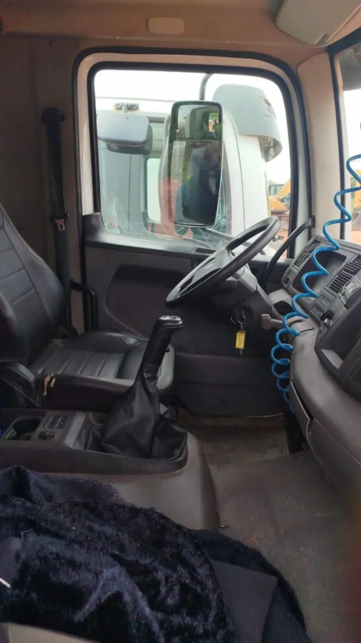 VW 26.280 6x4 ano 2022, balão betoneira Liebeherr 8m3 . - Foto 2